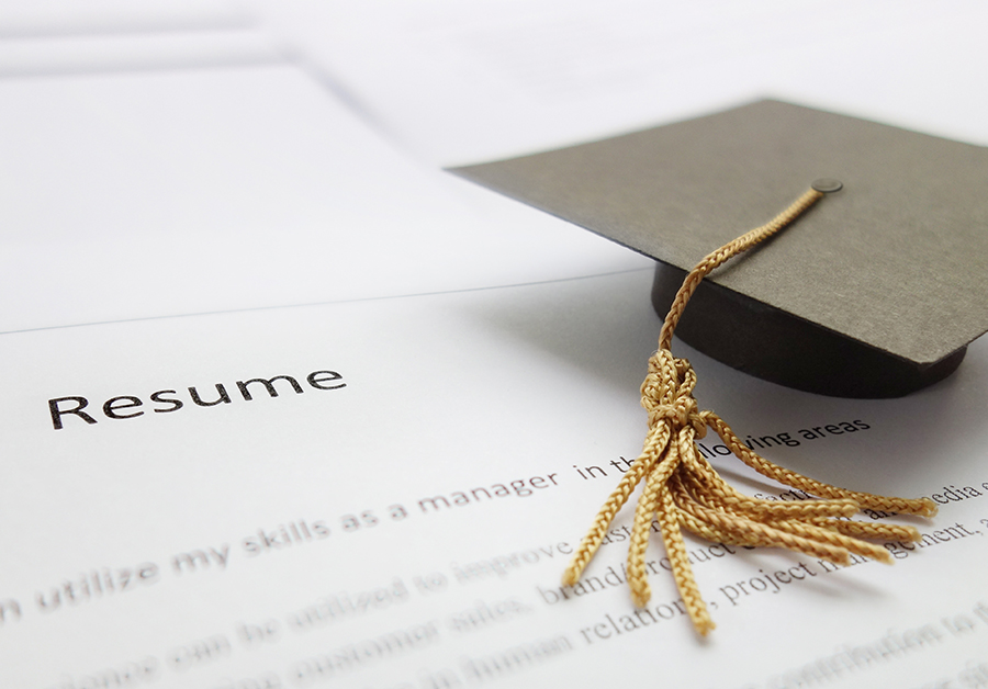 Mini graduation cap with resume